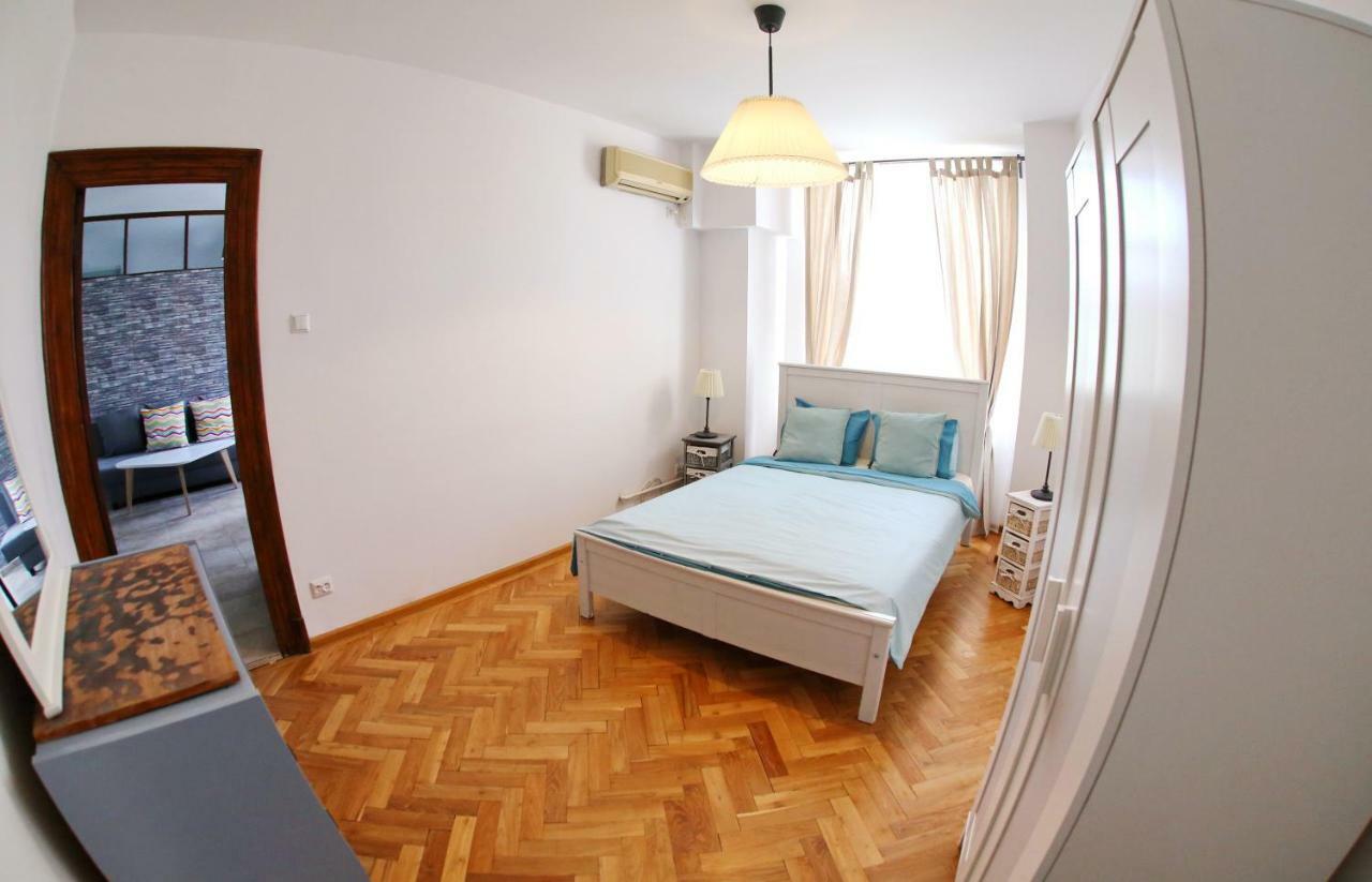 Color Apartments Blanari Street Bucureşti Exterior foto